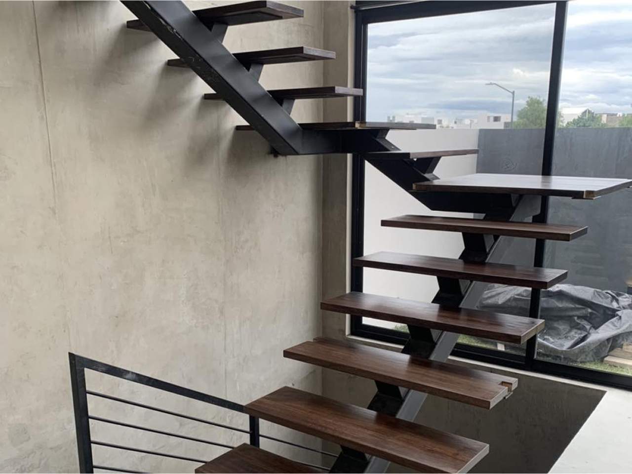 Mantenimiento y Reparación de Muebles